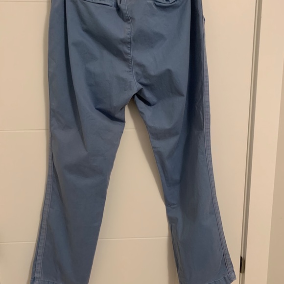 BOGO-GAP Chinos - Picture 3 of 5